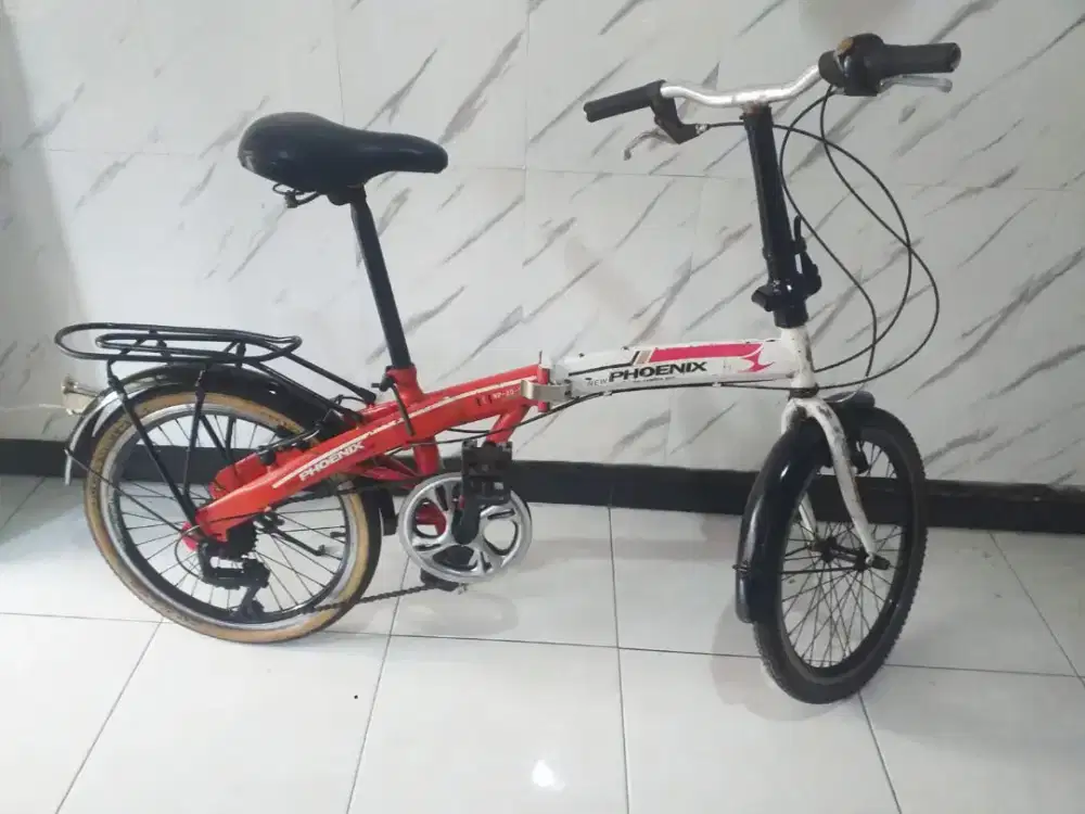 Sepeda lipat uk20 bekas