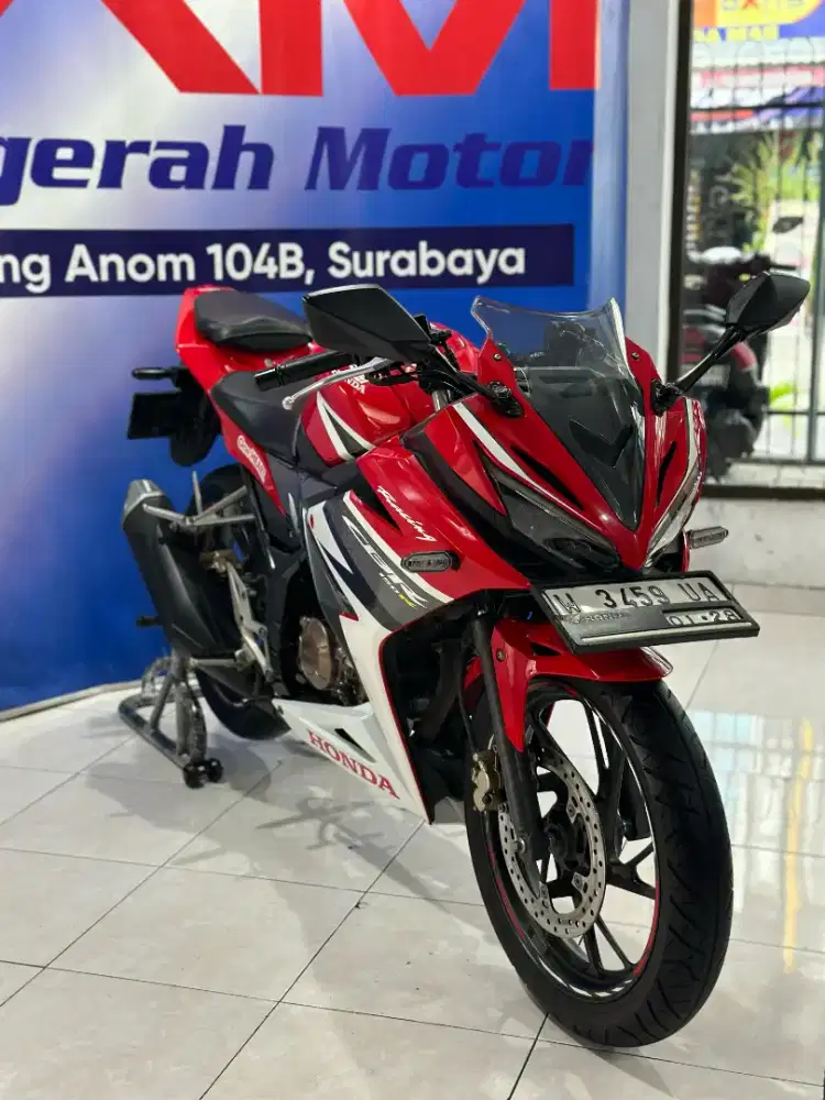 Honda Cbr 150 led tahun 2017 nego
