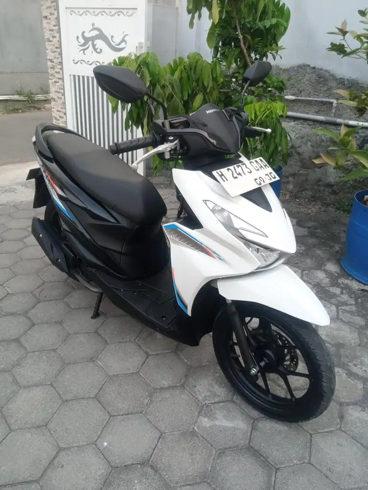 Honda Beat 2025 hitam putih
