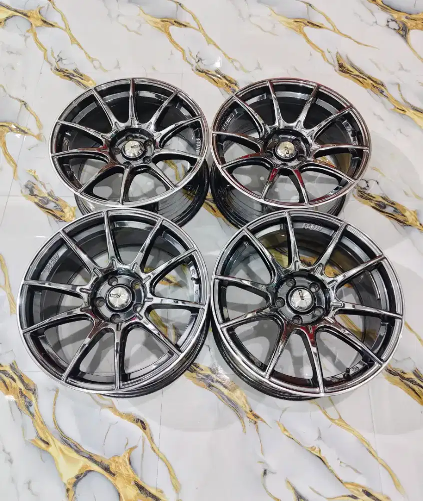 Velg SSR R18 black crome