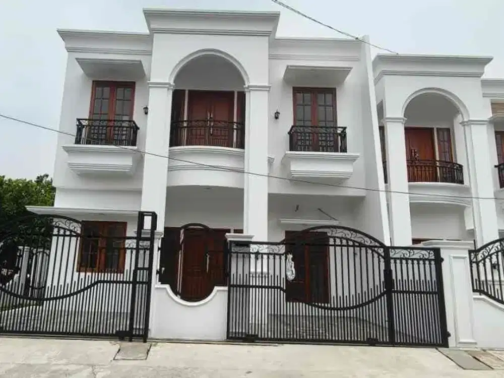 Dijual Cepat! Rumah Hoek Dalam Komplek Duren Sawit Jakarta Timur | Akses 3 Mobil | SHM | Dekat Tol Becakayu