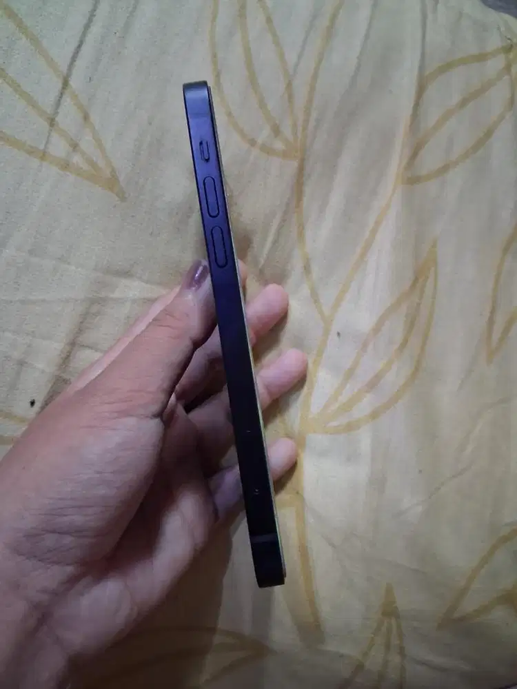 fore sale Iphone 12
