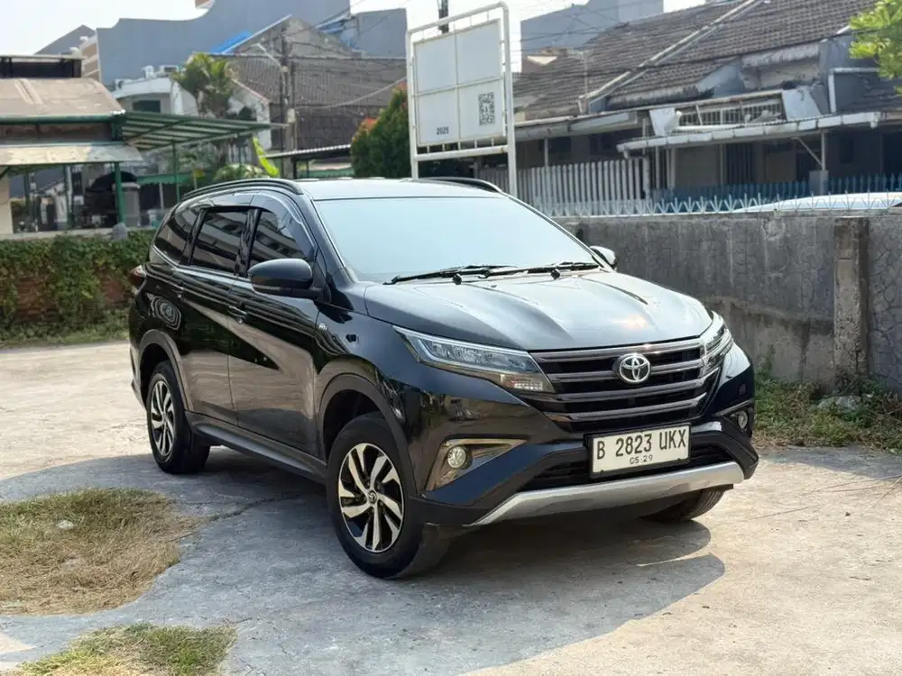 Toyota Rush 1.5 G A/T Automatic Hitam Pajak5/27 Km54rb Asli Record
