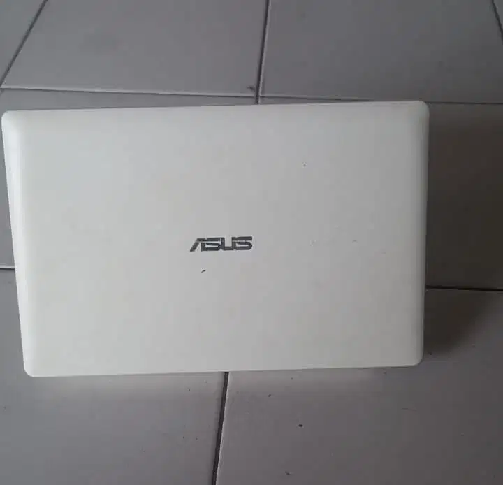 Asus X200Ma mulus Normal