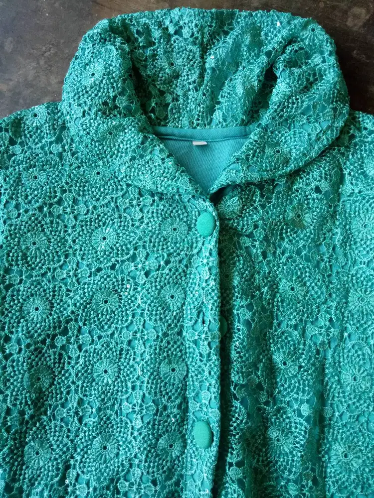 Atasan Brokat Embroderie Sogo Kebaya