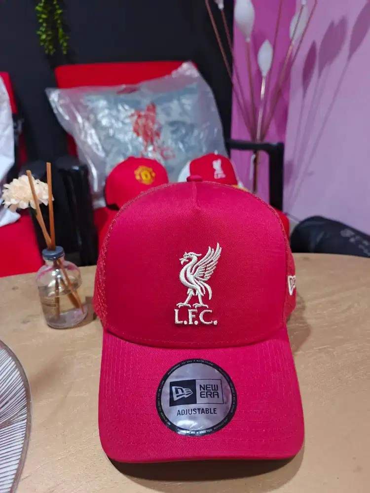 Topi Original Liverpool Official LFC Product Merchandise