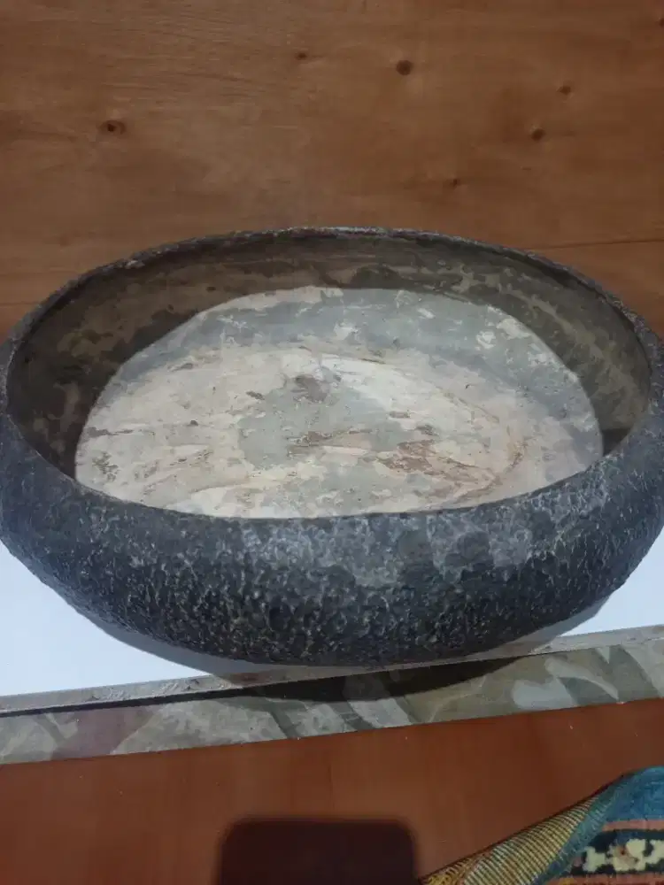 Pot bisa untuk tanaman hias teratai