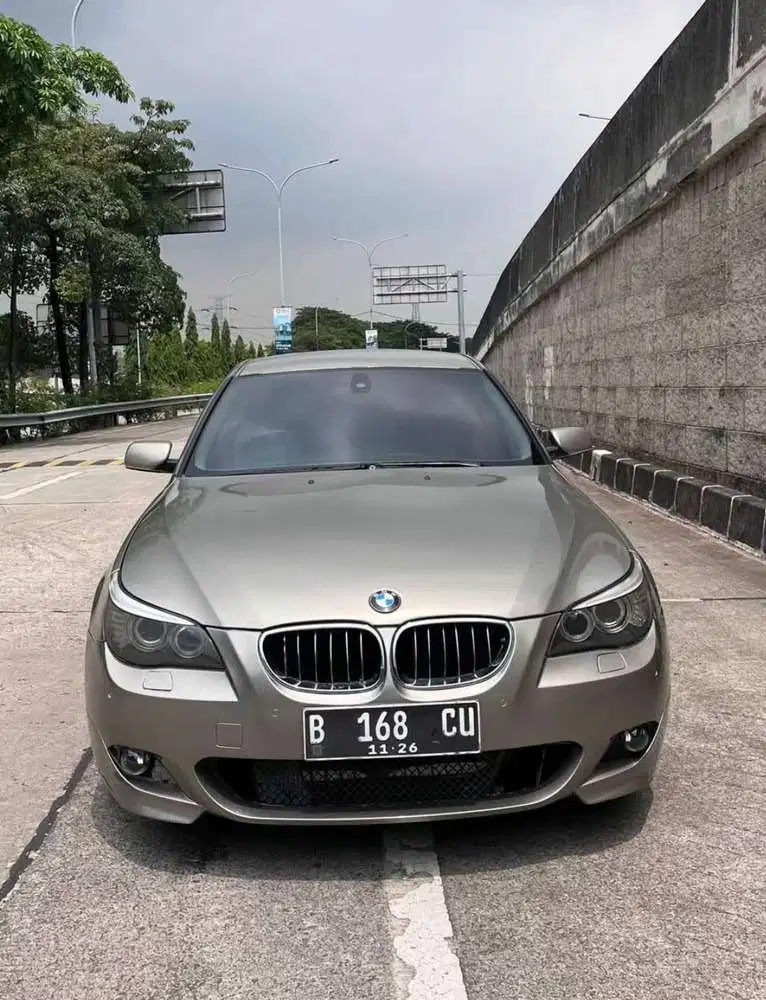 BMW 523i 2007 Bensin