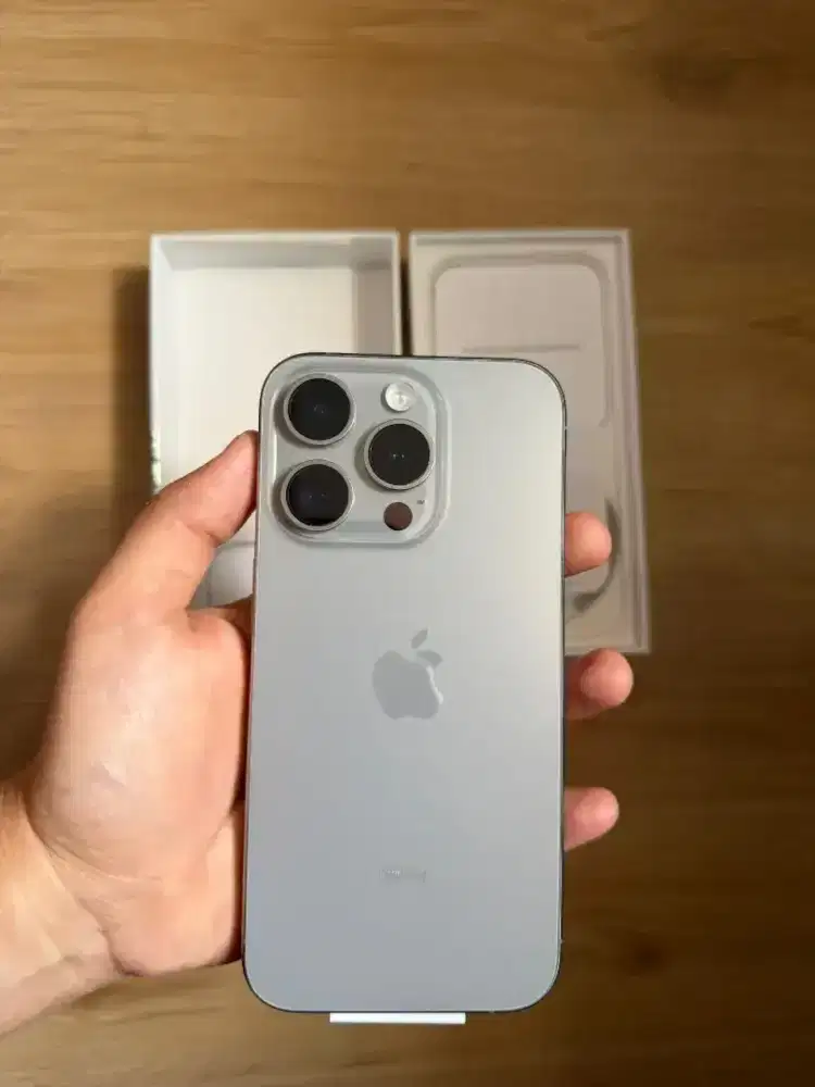 Iphone 15 pro natural titanium 256 ibox