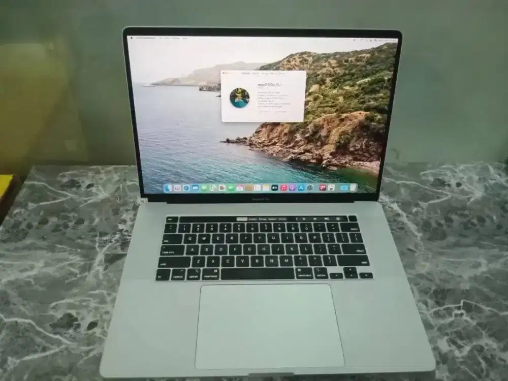 Macbook pro 2019 core i7 gen 9 retina touchbar 16 Inc