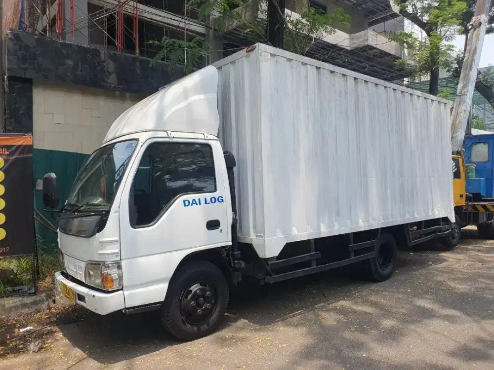 DIJUAL ISUZU ELF CDD TAHUN 2012 SURAT LENGKAP