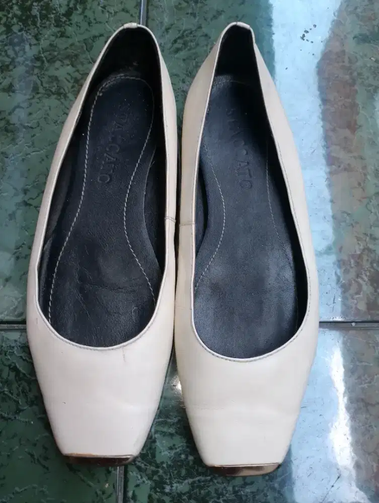 Flat shoes STACCATO ORI,bekas