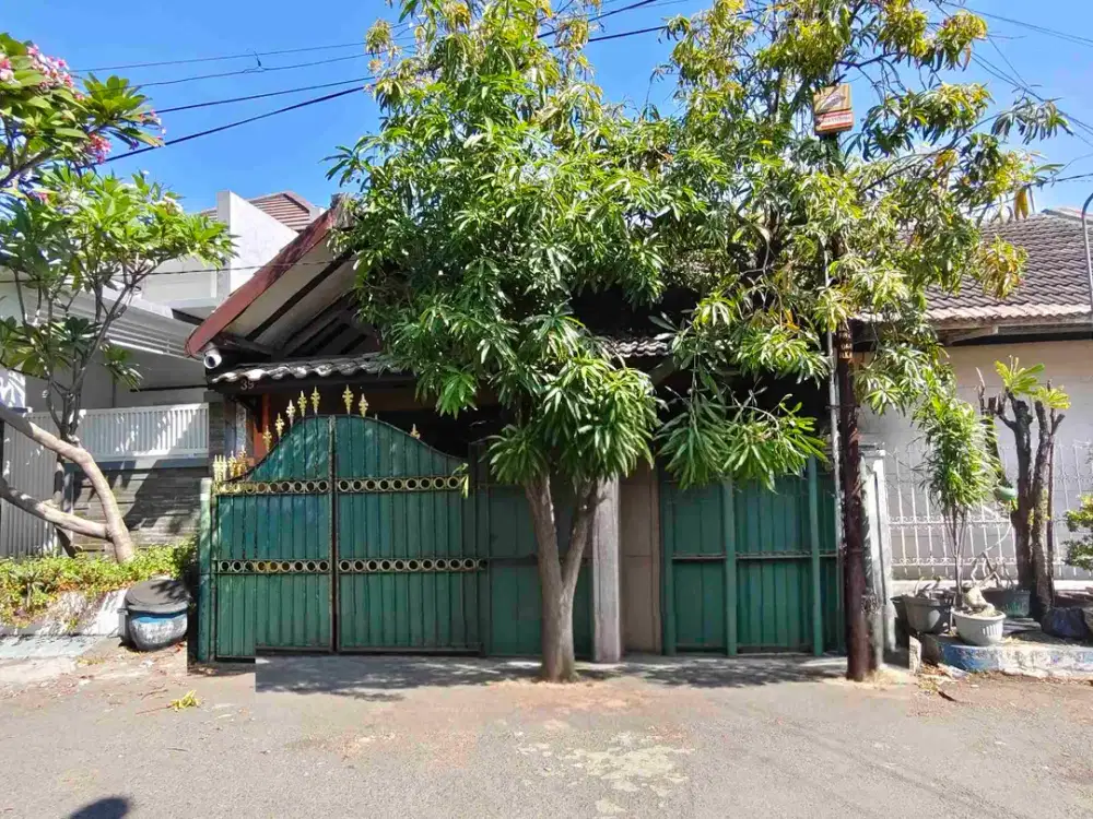 Rumah Hitung Tanah Butuh Renov Total Perum Bendul Merisi Surabaya Dekat Royal Plaza, Papaya,  Trans Icon, Polda & Kejaksaan... juga Kampus UK Petra
