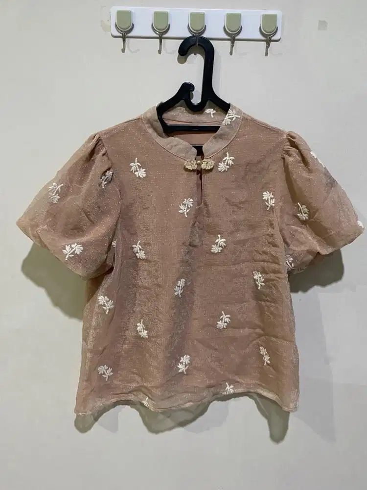 ATASAN WANITA PRELOVED