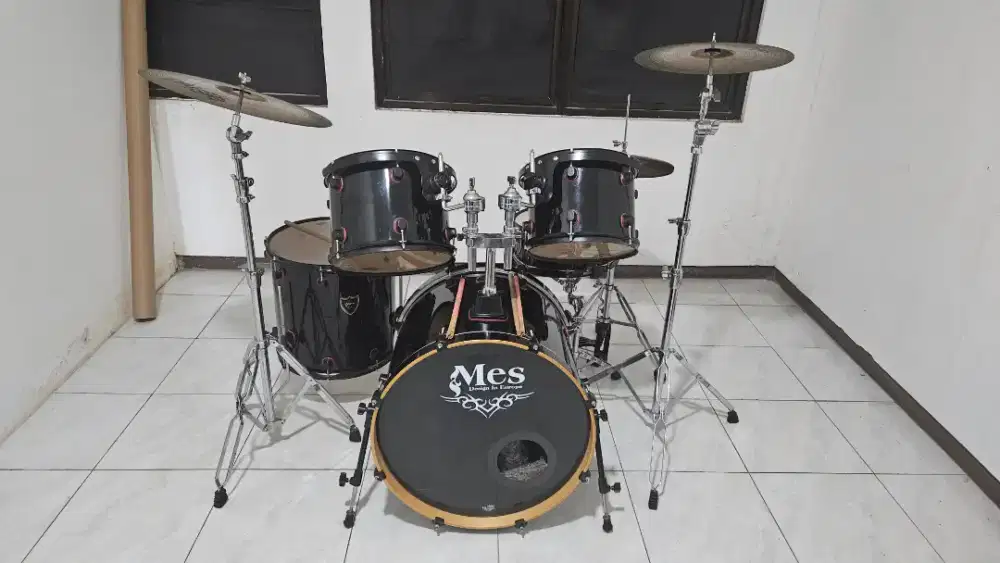 Dijual cepat. Drums merk MES dan Cymbal Paiste 802 1 set
