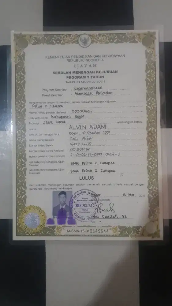 CARI LOWONGAN KERJA