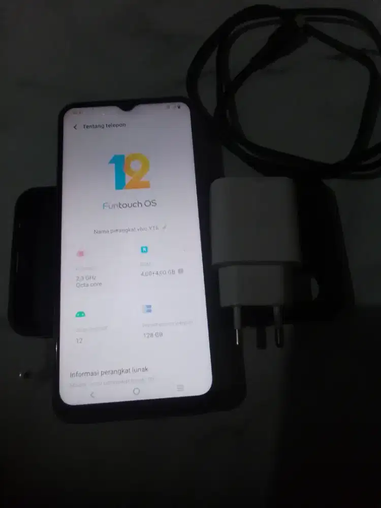 Vivo y16 ram 4/128.