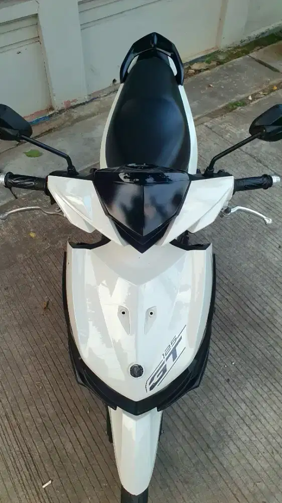 Yamaha xeon gt 125 FI seperti baru