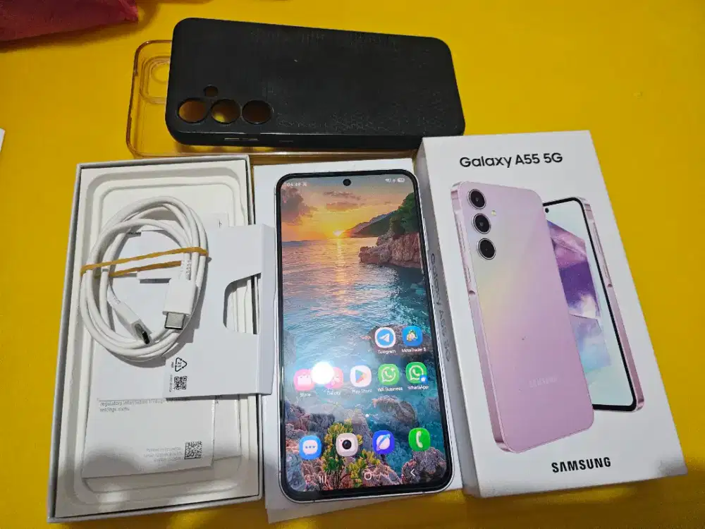 Jual samsung A55 256GB 12GB mulus petfect lengkap, bonus Spigen.