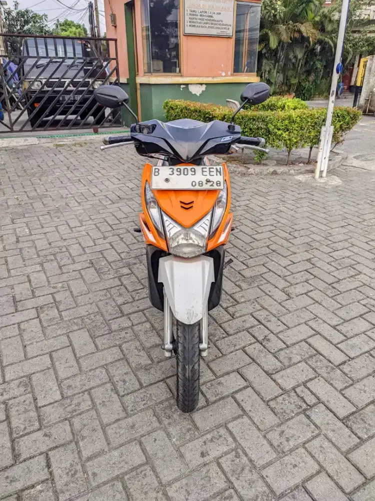 Honda Beat PGM-FI 2014 Pajak on kaleng panjang 2028