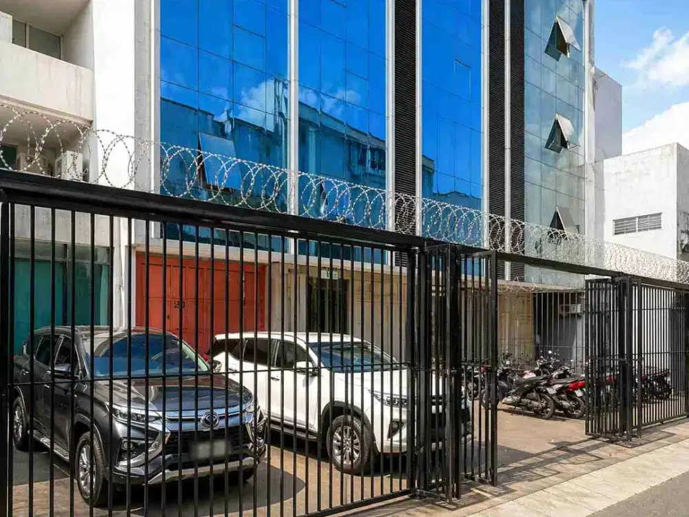 Disewakan Ruko 4 Lantai daerahHayam Wuruk Tamansari Jakarta Barat