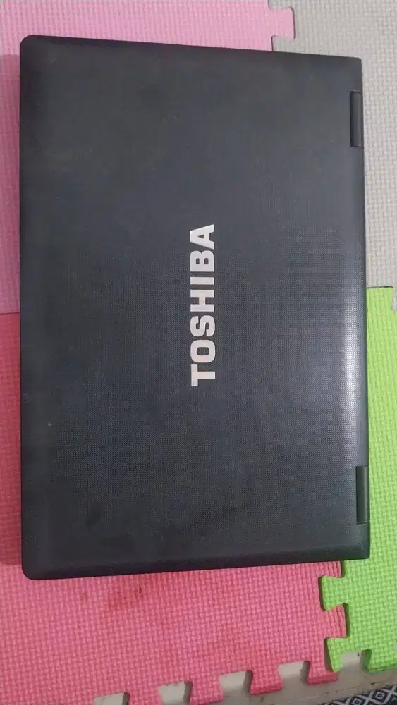 Toshiba Dynabook Satellite L47 240  SSD 128GB + HDD 300GB