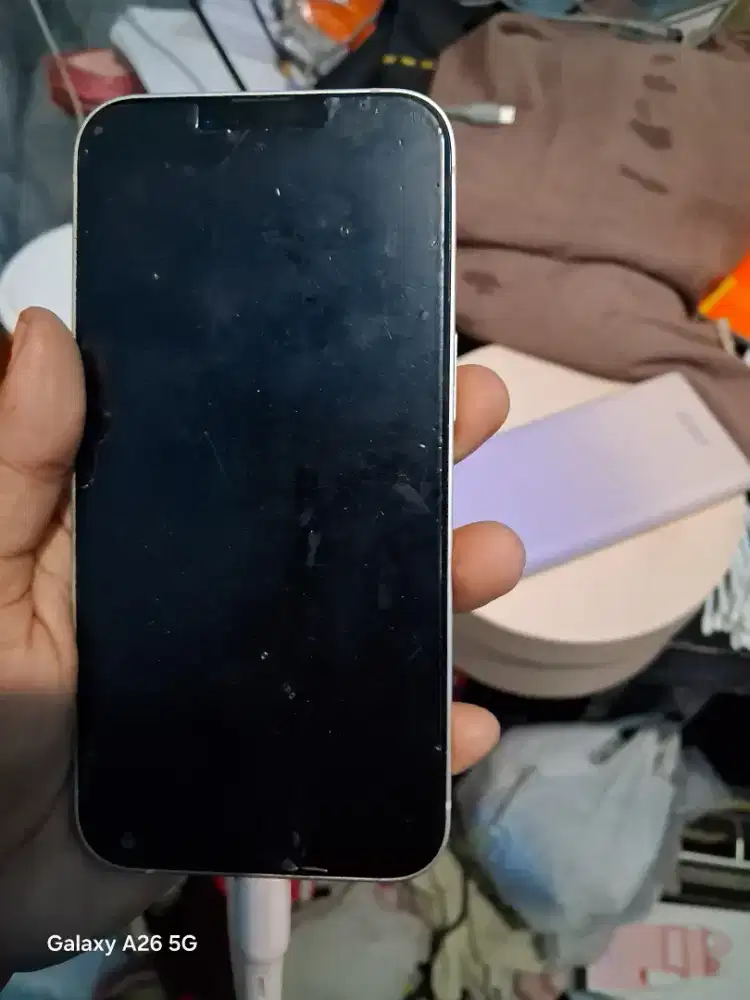 Iphon 13  Putih 128. IBOX