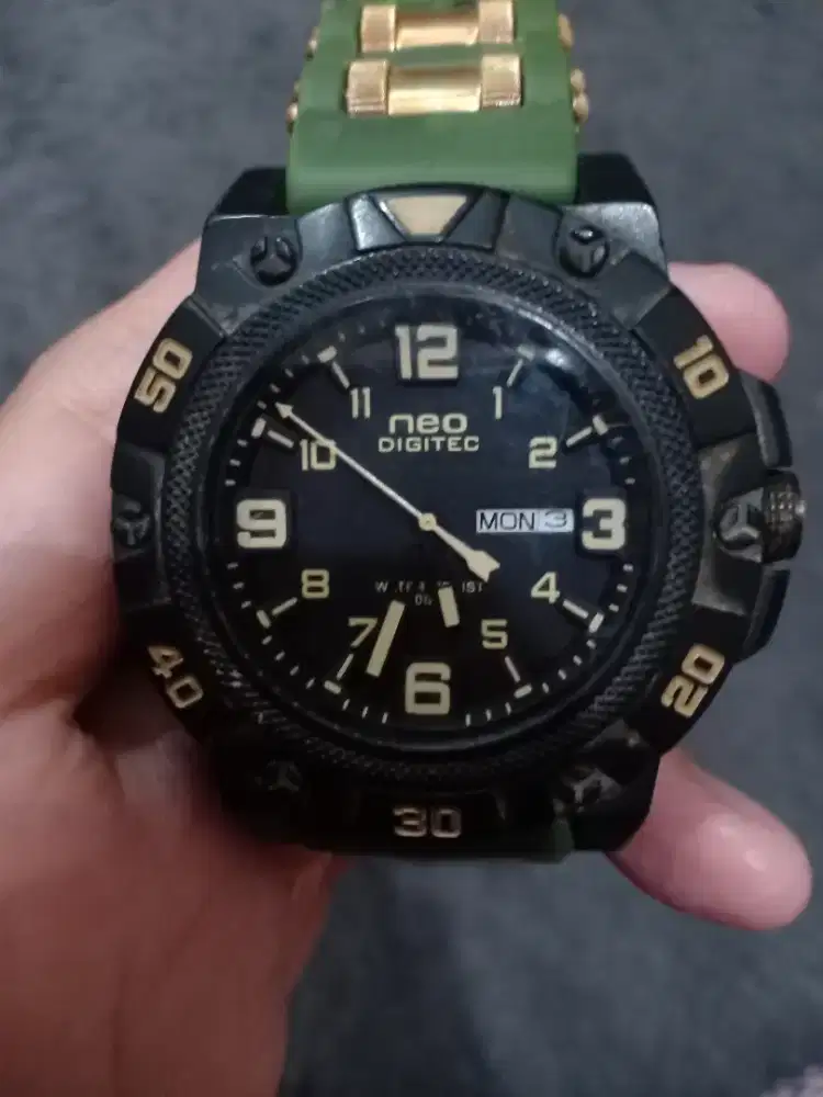 Jam tangan pria NEO Digitec Mesin Miyota