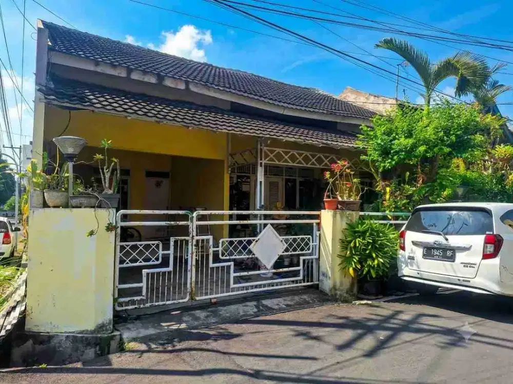 RUMAH  HOOK DI JL PANDA BARAT PALEBON PEDURUNGAN SEMARANG