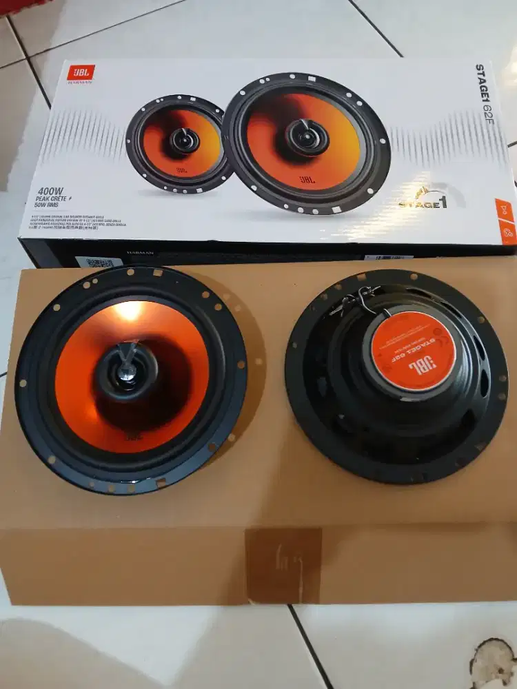 Speaker mobil 6 inci merek jbl