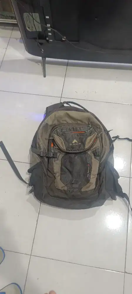 tas punggung eiger