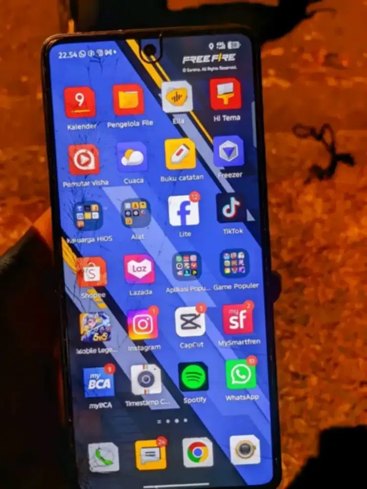 Tecno pova 6 8/256