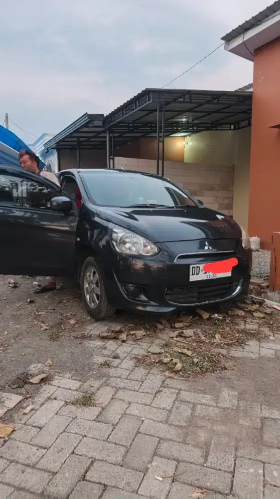 Mitsubishi Mirage 1.2 Manual 2014 km 73.000