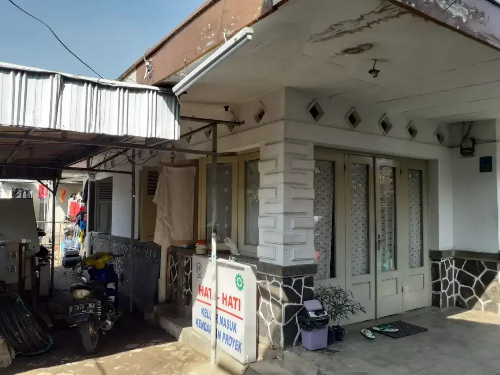 DIJUAL RUMAH DIBAWAH HARGA PASAR COCOK BUAT KOSAN DEKAT NHI, UNPAS, UPI