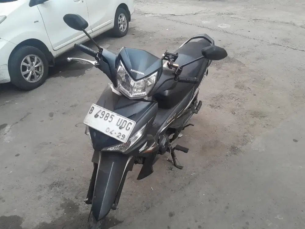 Dijual cepat supra x 125 thn 2024