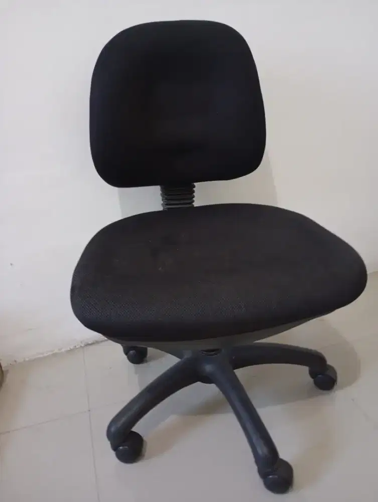 KURSI KANTOR UNTUK ADMIN