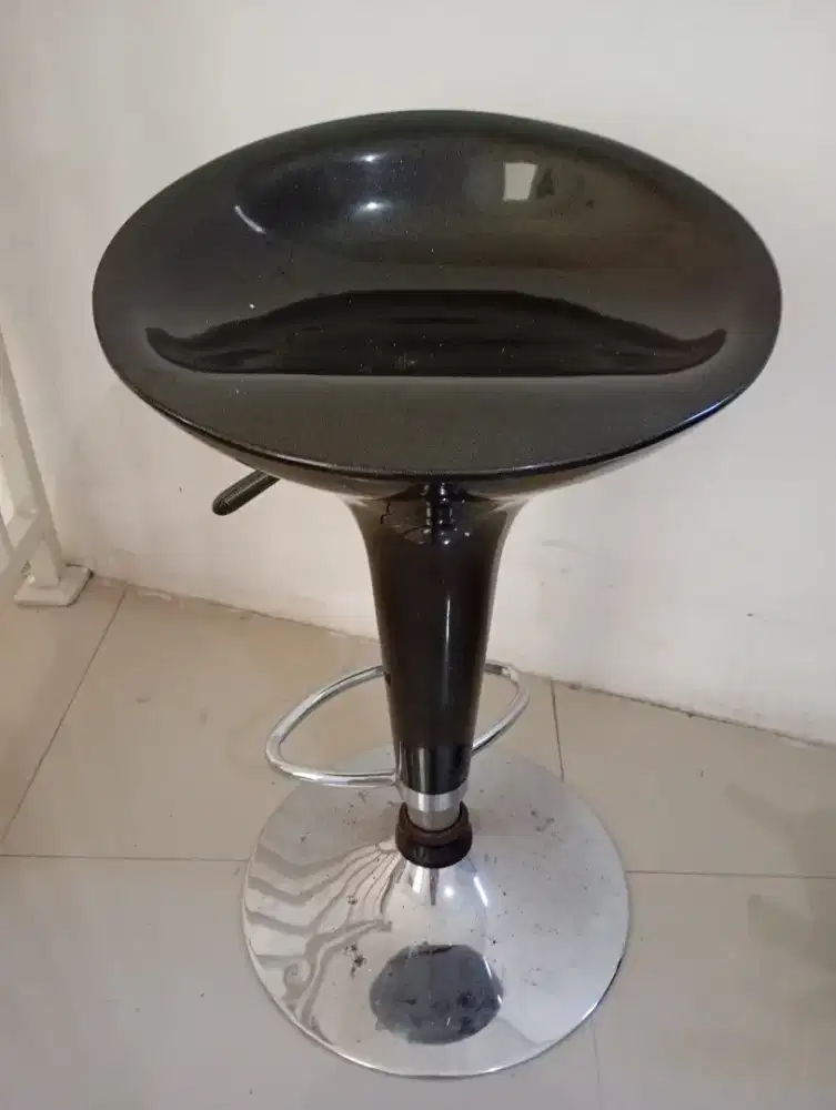 JUAL KURSI UNTUK BARTENDER