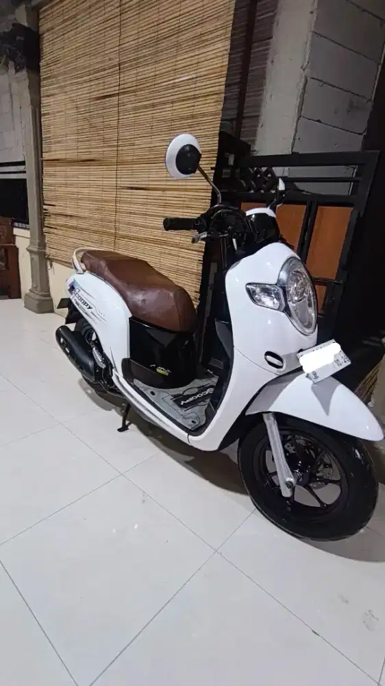 Scoopy esp 2019 plat kota bekasi lengkap