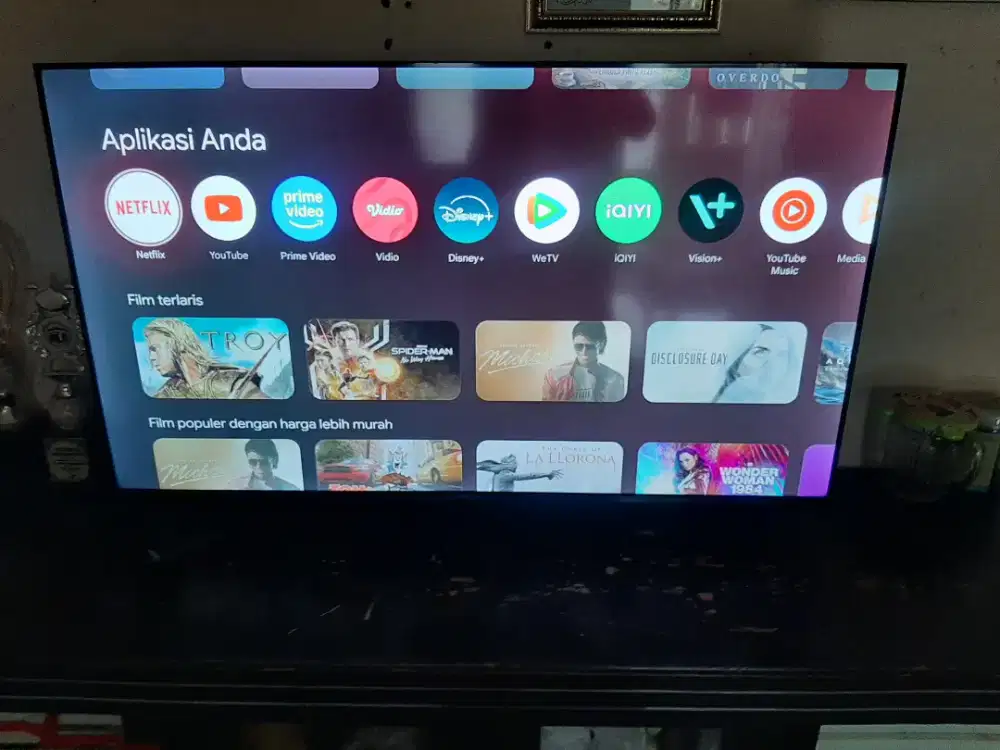 Jual tv smarth google tv 43 inch pemakaian 6 bulan
