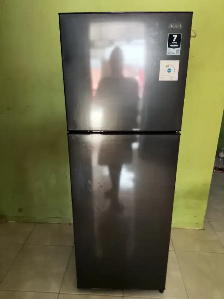 Kulkas dua pintu