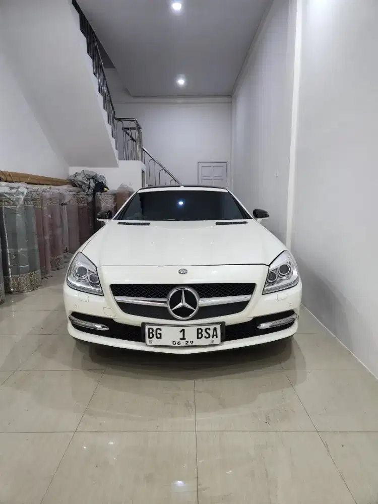 Slk 200 tahun 2011
