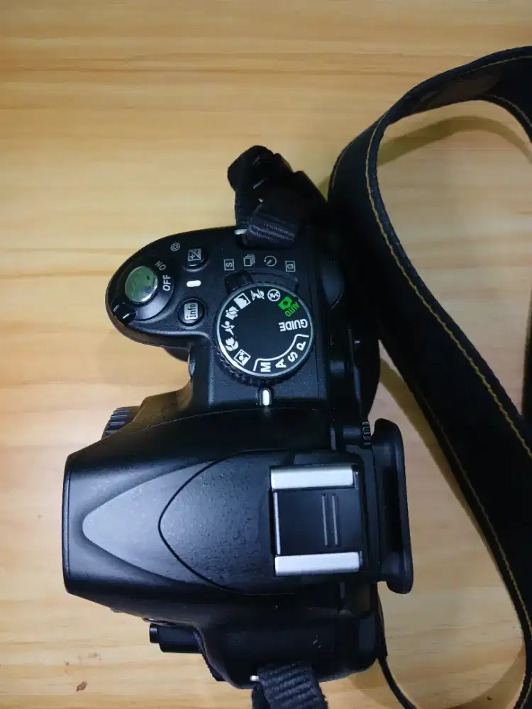 JUAL KAMERA DSLR NIKON D3100