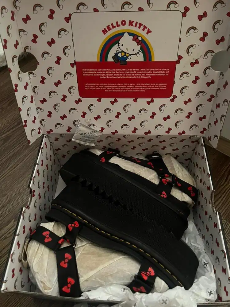 Dr Martens X Hello Kitty Sandal