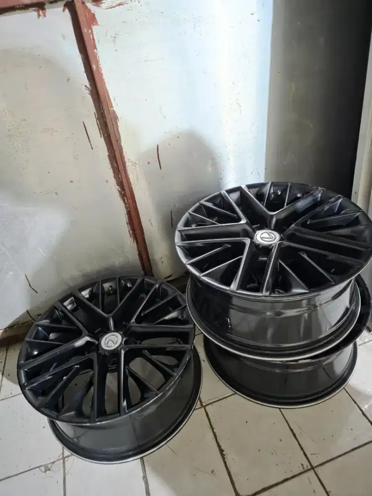 VELG R18, Ban ambil kalau mau
