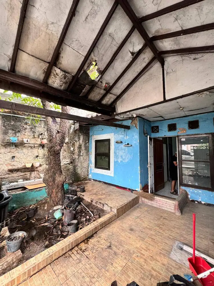 Rumah Villa Mutiara Gading 1 apa adanya