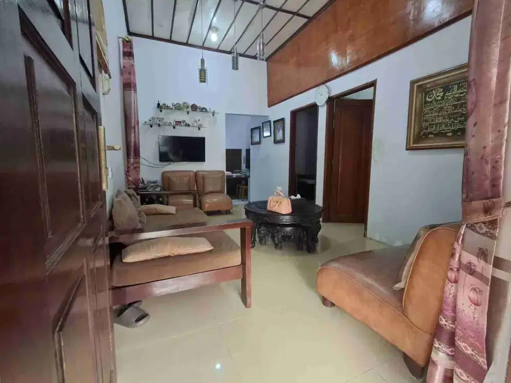 Rumah 1 Lantai, Siap Huni, Akses Mudah, di Kota Bekasi