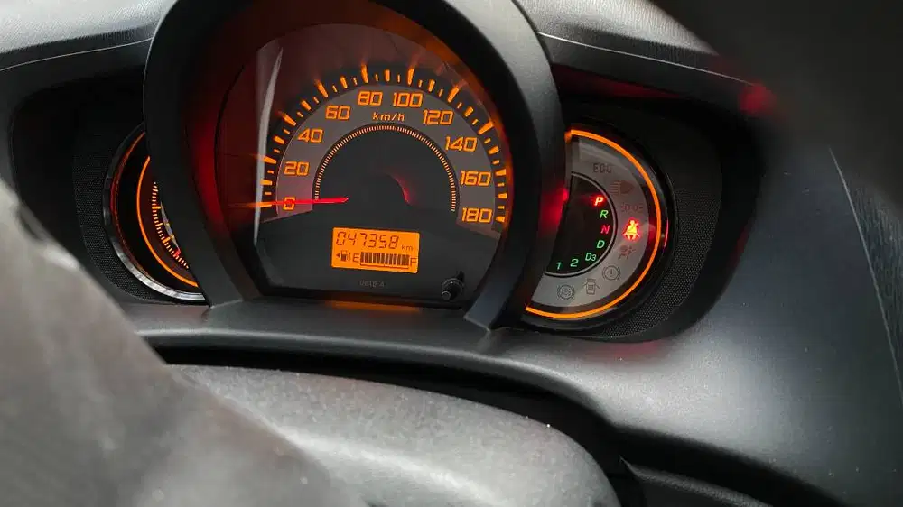 KM40rb Brio E AT 2014 Honda 2015 RS 2013 Agya Ignis putih