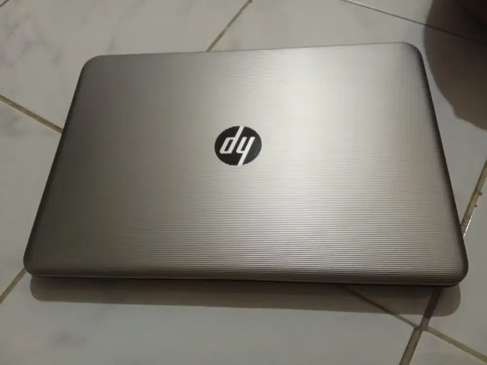 Di cari laptop macbook rusak mati hancur total saya beli siap cod