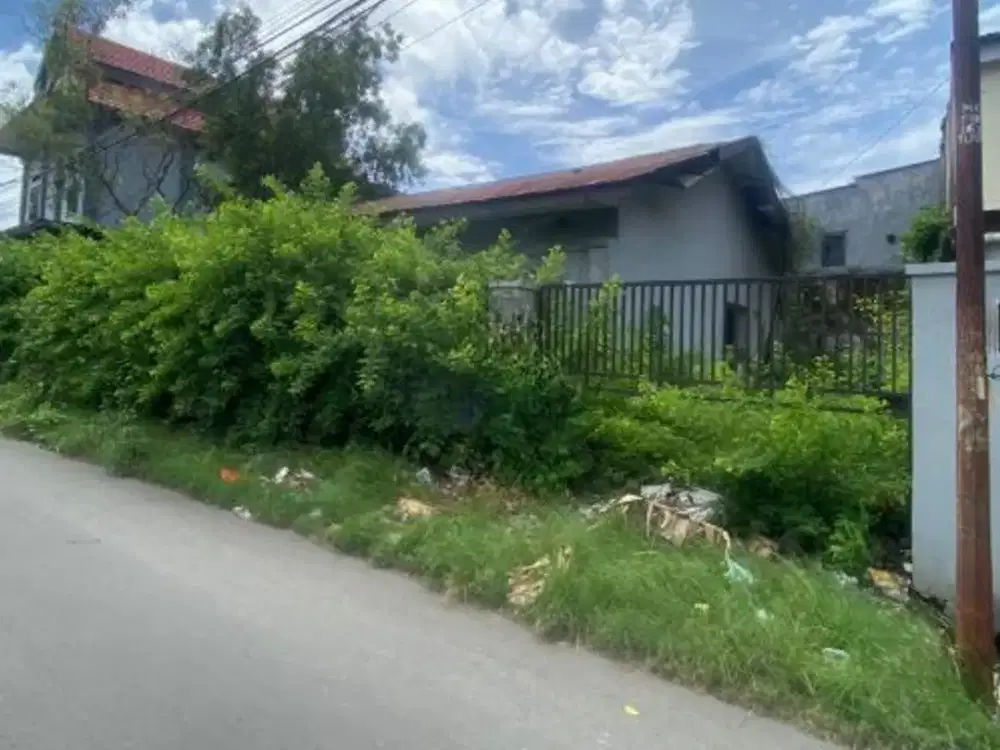 Dijual Rumah Tua Makassar sekitar Jalan Kakatua, Jl Gagak, Jl Cendrawasih