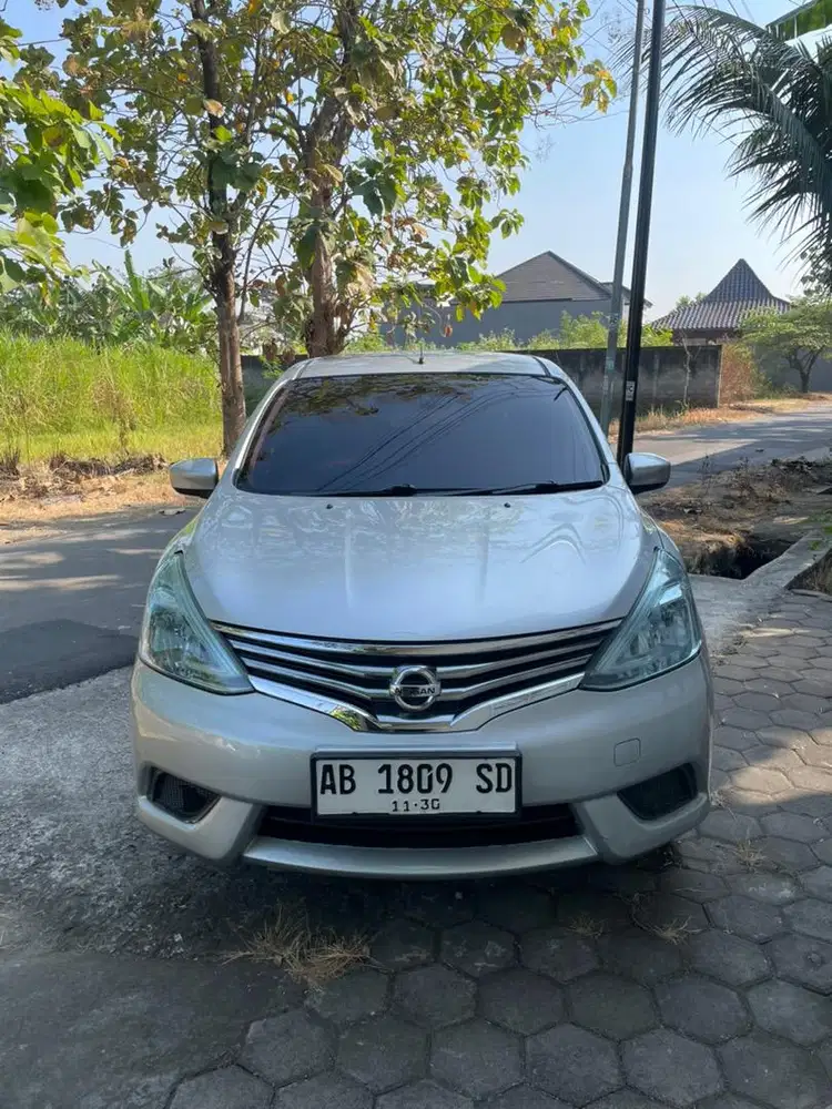 livina sv matic tahun 2015